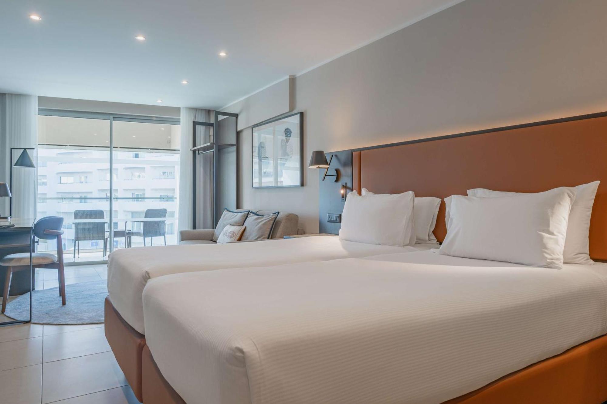 Dolmen Malta Hotel St. Paul's Bay