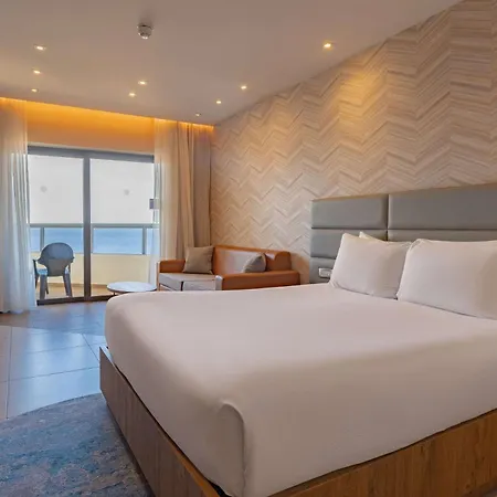 Hotel Doubletree By Hilton Malta à San Pawl il-Baħar Extérieur photo