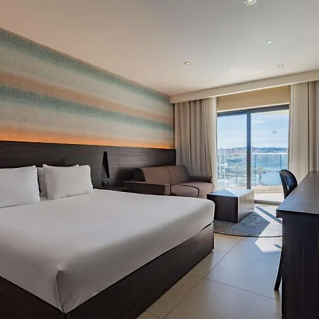 Hotel Doubletree By Hilton Malta à San Pawl il-Baħar Extérieur photo