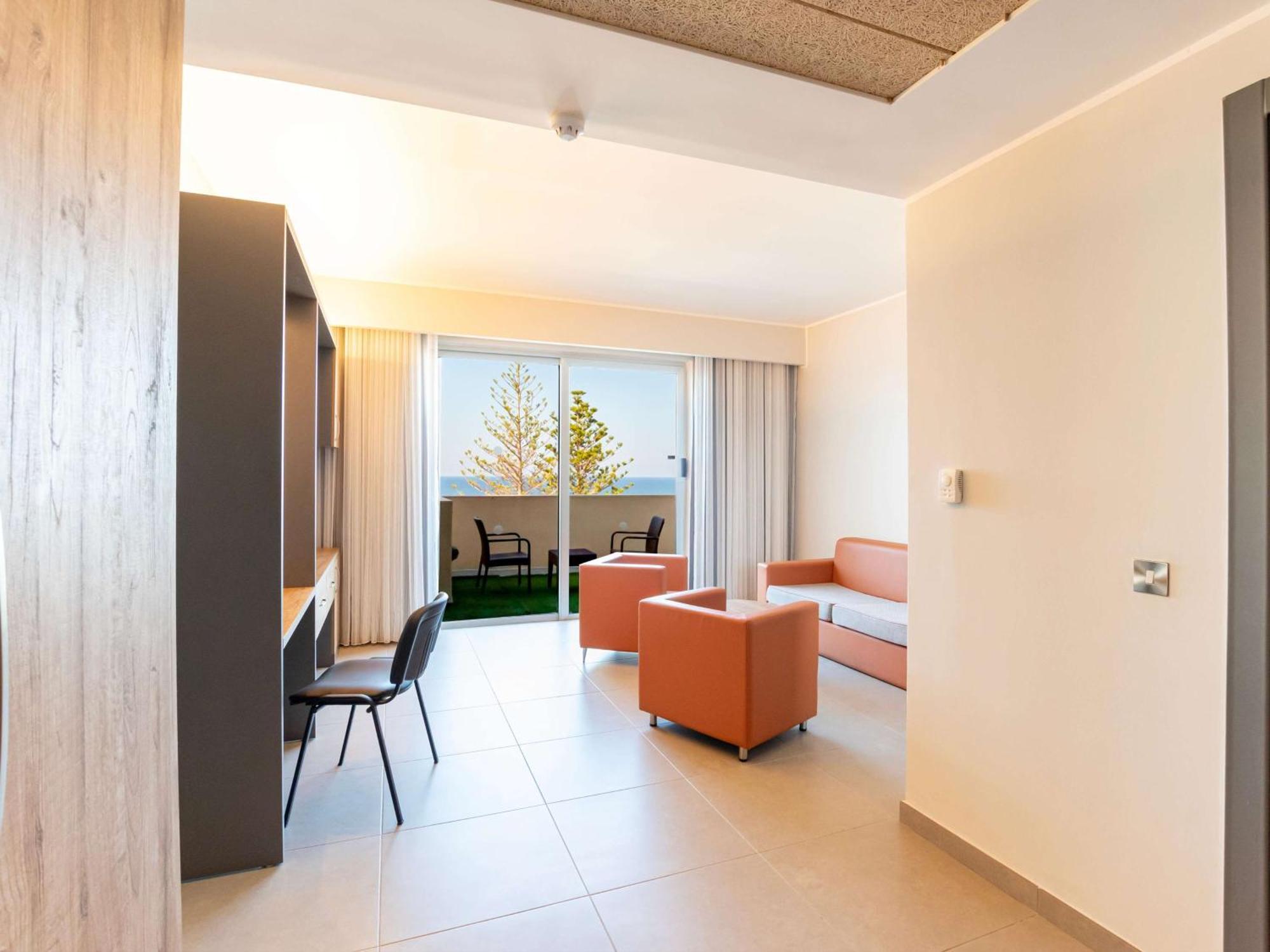 Doubletree By Hilton Malta Hotel San Pawl il-Baħar