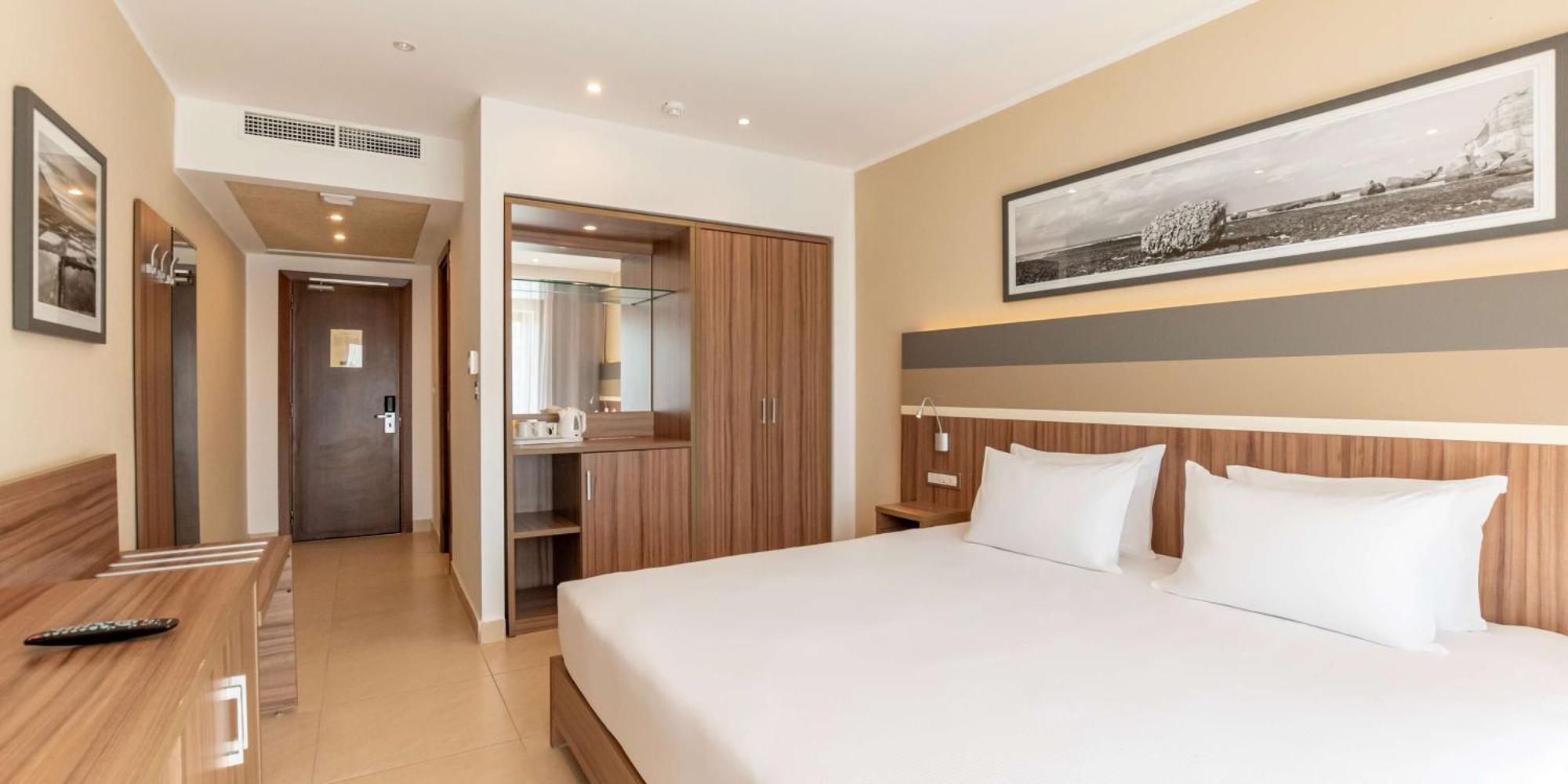 Doubletree By Hilton Malta Hotel San Pawl il-Baħar