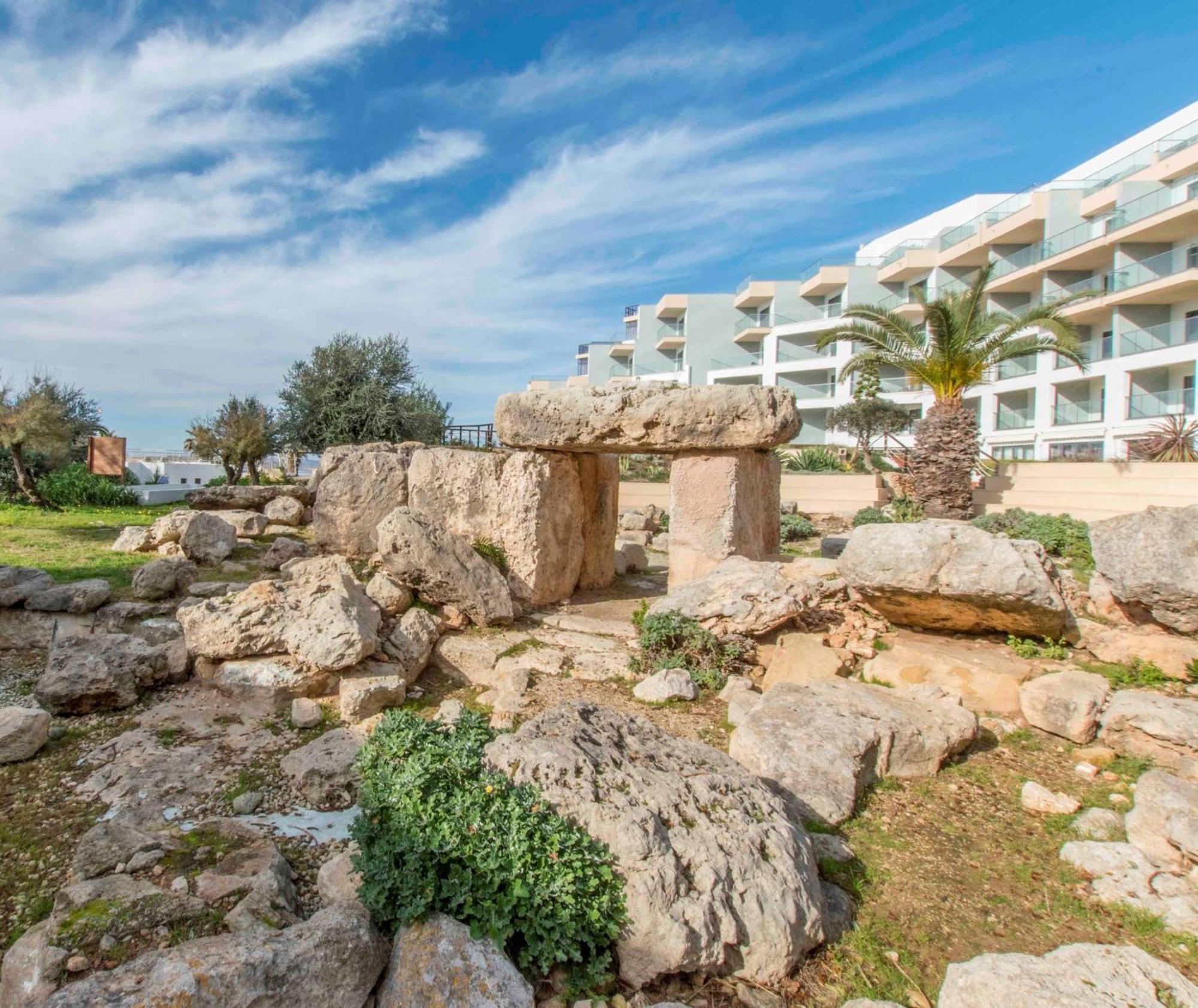 Doubletree By Hilton Malta Hotel 4*