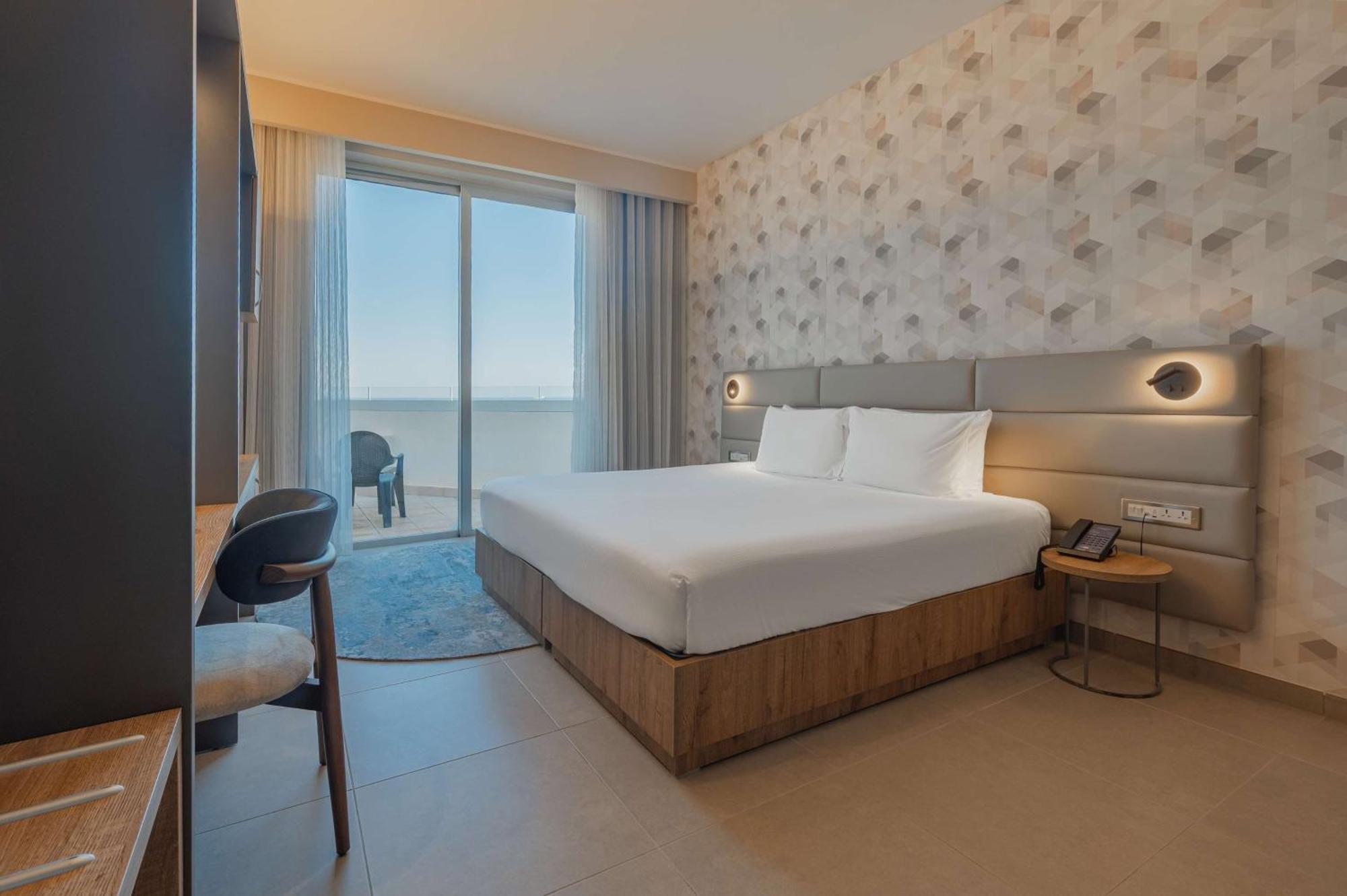 Doubletree By Hilton Malta Hotel St Paul's Bay