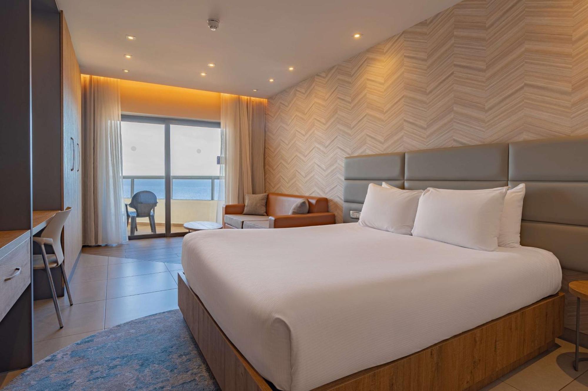 Doubletree By Hilton Malta San Pawl il-Baħar