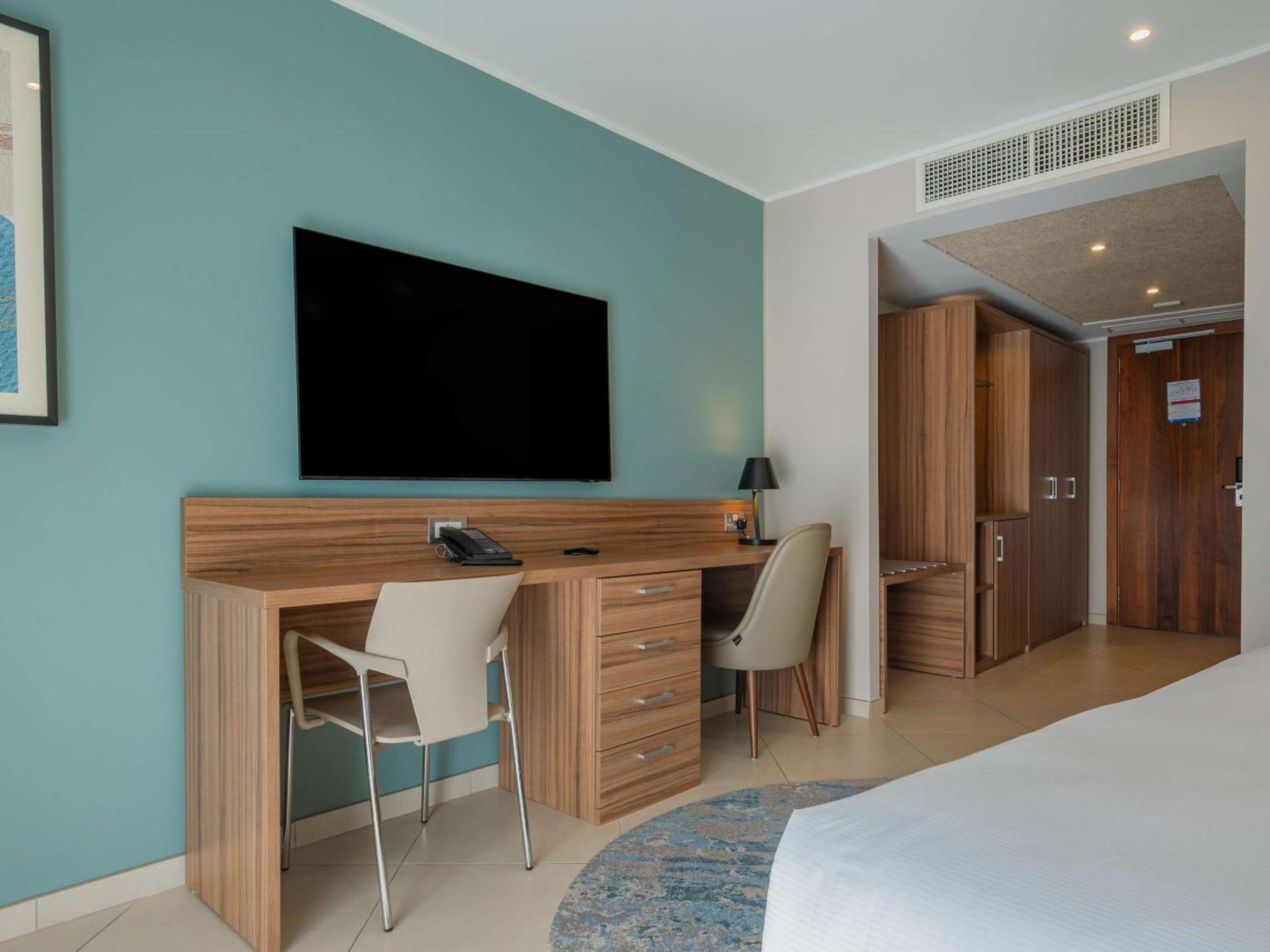 Doubletree By Hilton Malta Hotel
